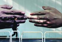 Booking Quảng Cáo Toàn Cầu