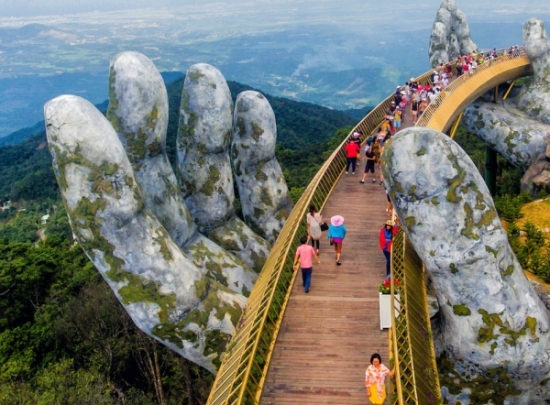  Vietnam’s Tourism Sector: Opportunities for Investors in 2020