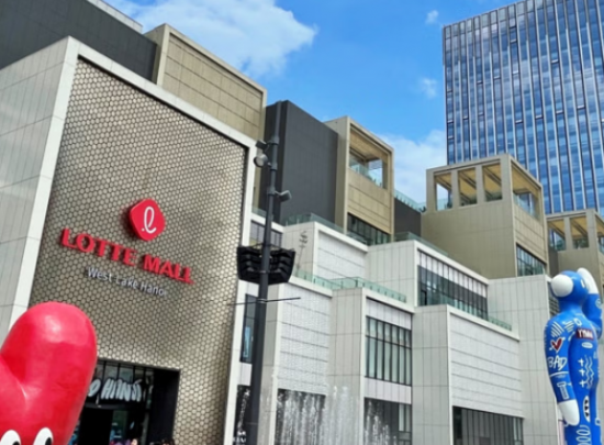 The Straits Times: Khám Phá Kỳ Quan Mới Tại Hà Nội - Lotte Mall West Lake