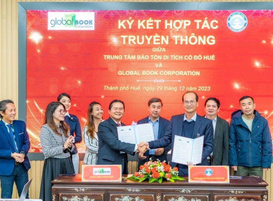 Ký Kết Đưa Di Sản Huế Ra Thế Giới: Bước Tiến Mới Trong Hợp Tác Truyền Thông Quốc Tế